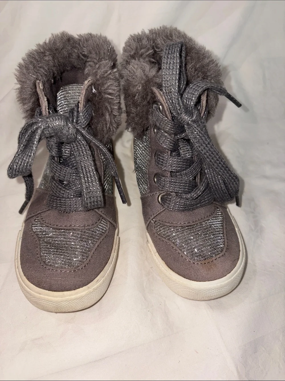 Cynthia Rowley Girls Gray Faux-Fur Lace-Up Boots